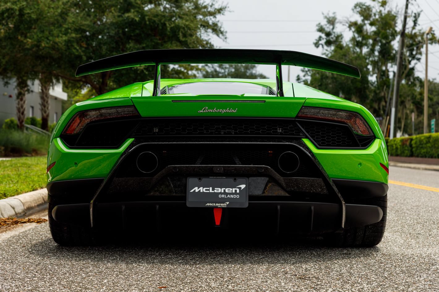 Used 2018 Lamborghini Huracan Performante AWD/4WD image 20