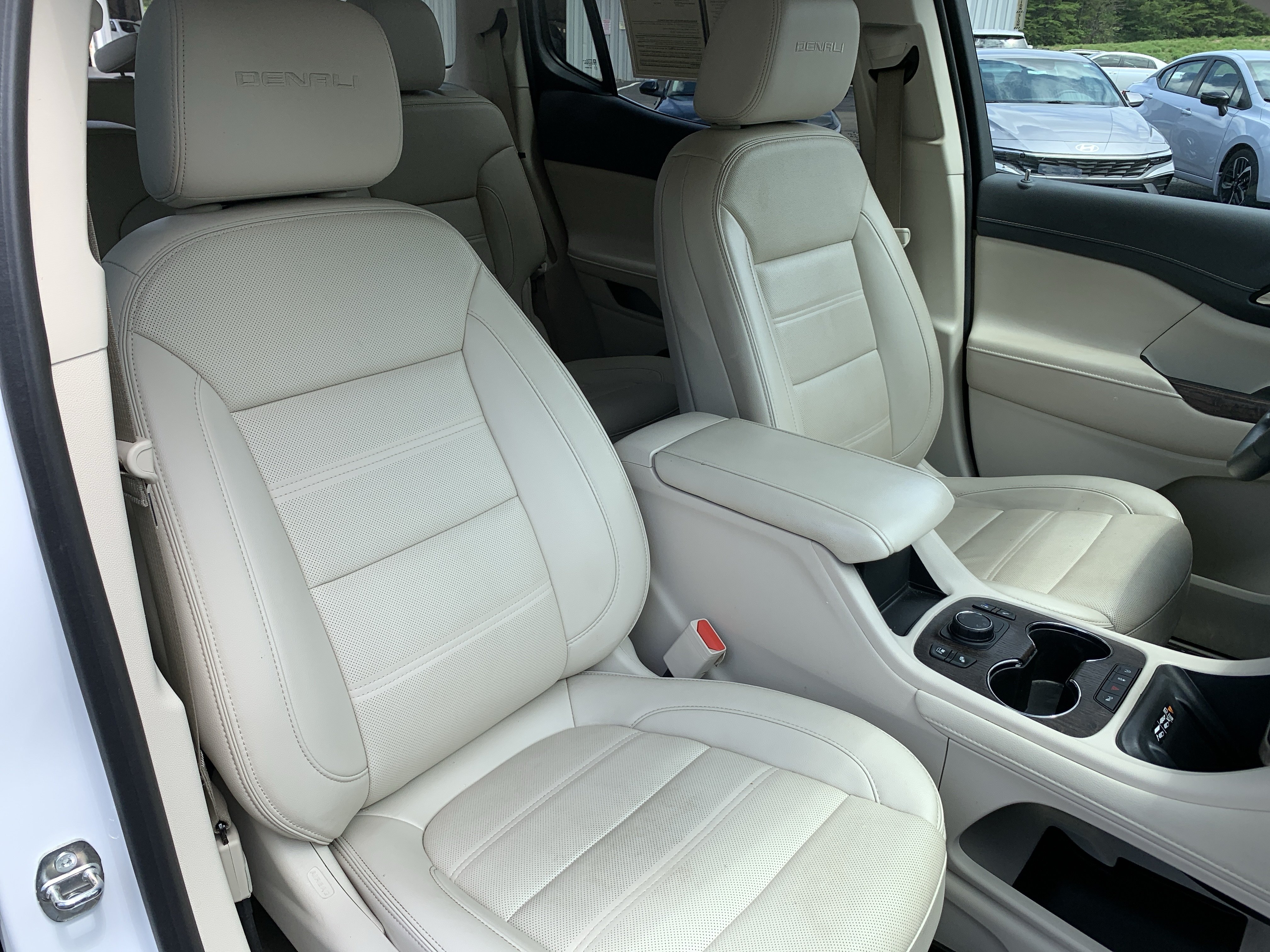 Used 2023 GMC Acadia Denali AWD/4WD image 47