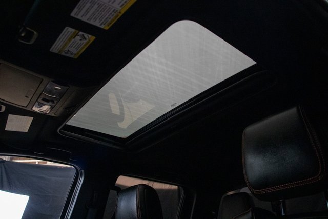 Used 2023 Nissan Frontier PRO-4X image 35