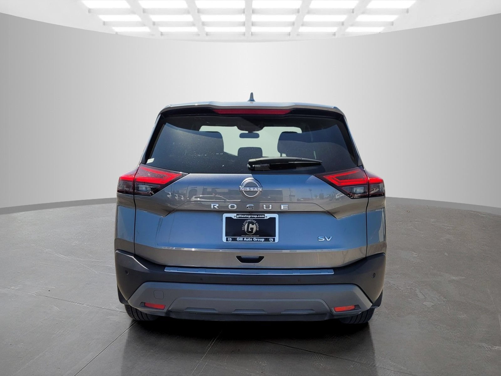 Used 2023 Nissan Rogue SV FWD image 5