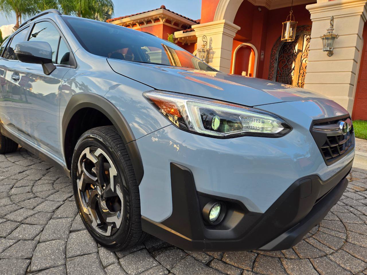 Used 2023 Subaru Crosstrek 2.5i Limited AWD/4WD image 9