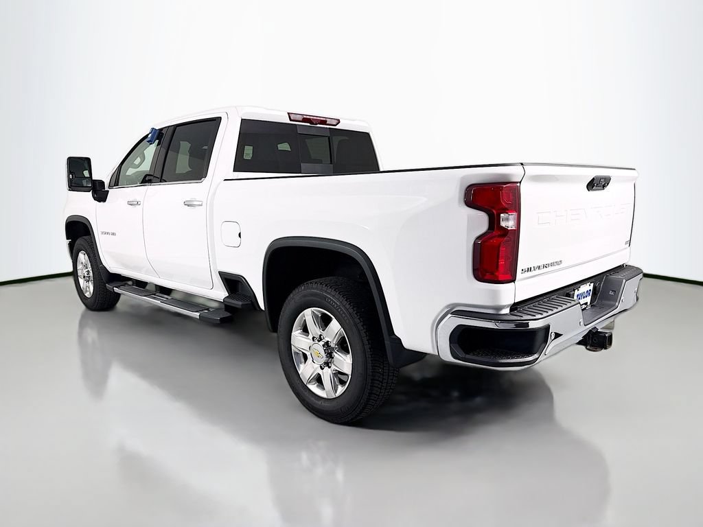 Used 2022 Chevrolet Silverado 3500 LTZ w/ LTZ Convenience Package AWD/4WD image 5