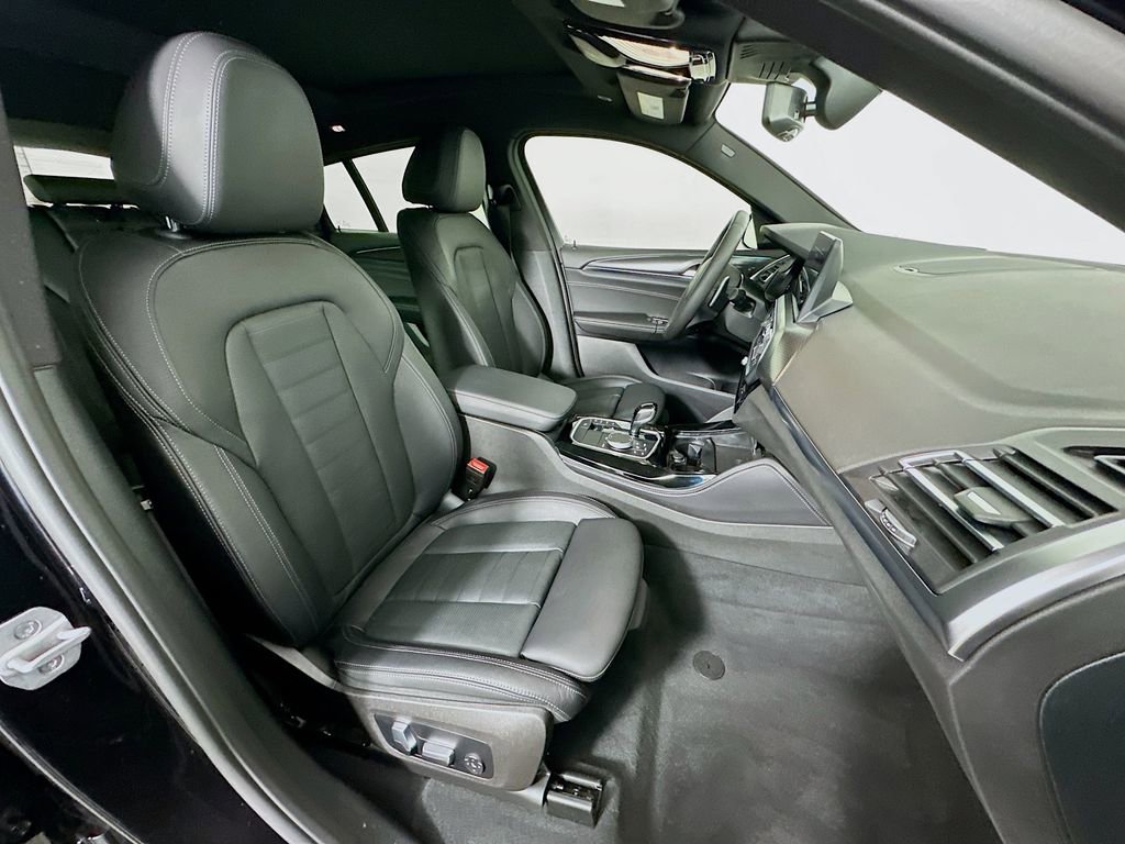 Certified 2023 BMW X4 xDrive30i w/ M Sport Package image 29