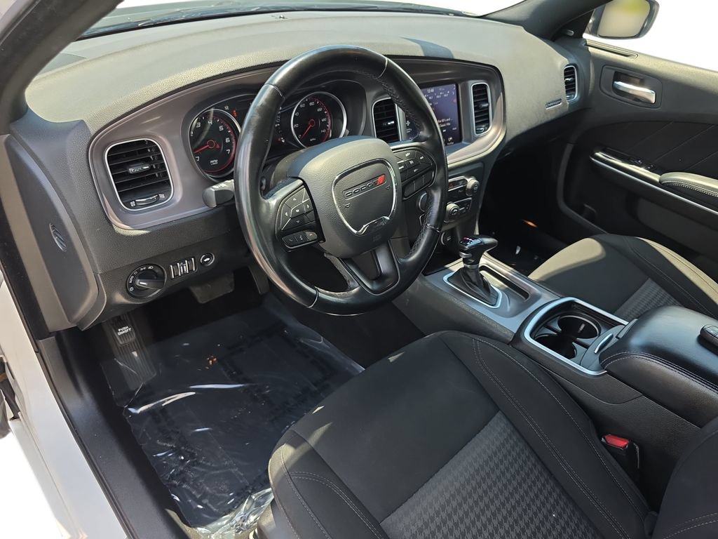 Used 2023 Dodge Charger SXT RWD image 16