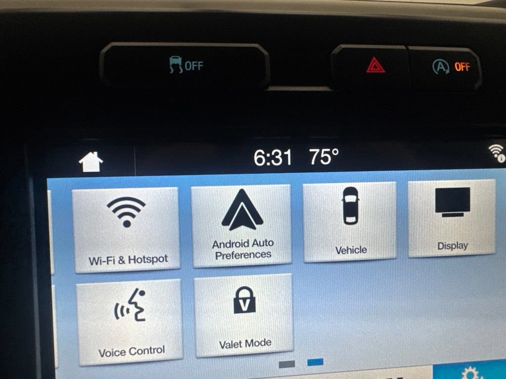 Used 2018 Ford F150 XLT w/ Equipment Group 302A Luxury AWD/4WD image 26