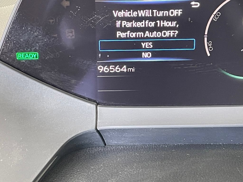 Used 2023 Toyota Prius LE FWD image 15
