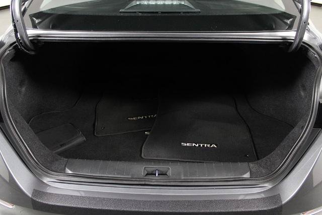 Certified 2022 Nissan Sentra SV w/ All-Weather Package FWD image 18