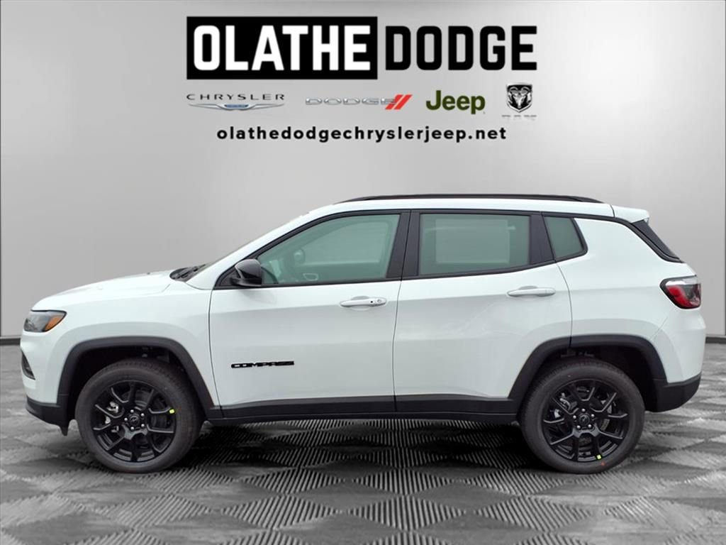 New 2026 Jeep Compass Latitude image 18