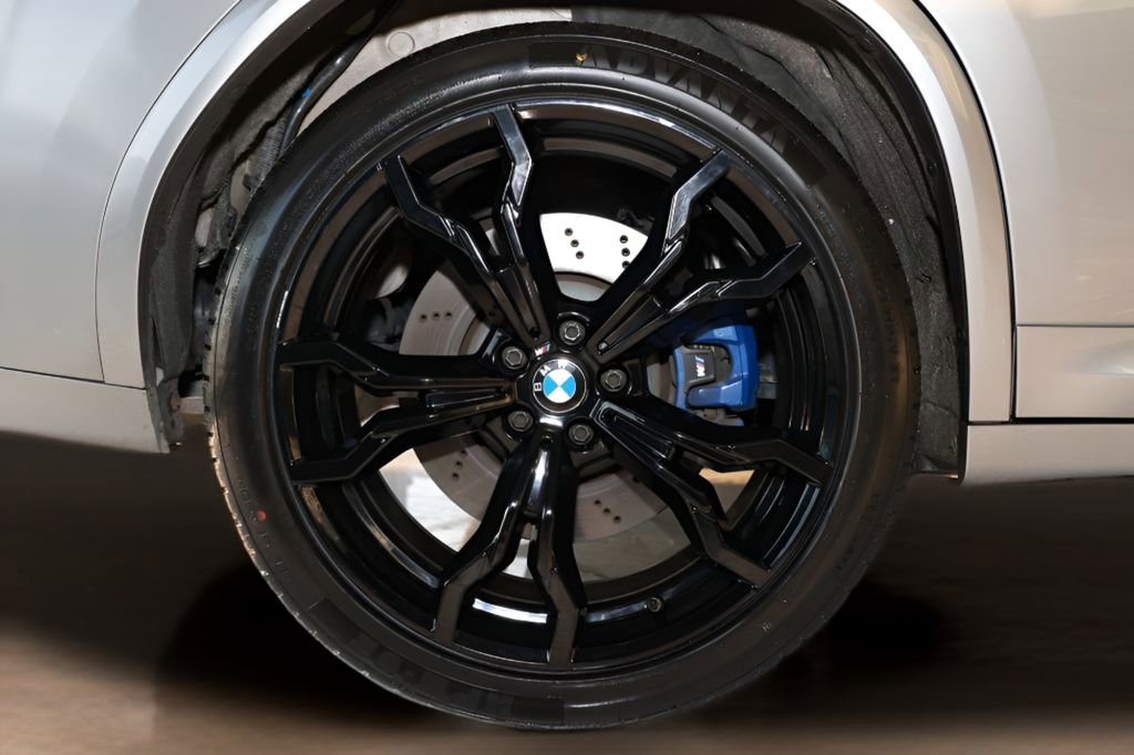 Used 2020 BMW X4 M w/ Executive Package AWD/4WD image 22