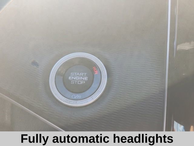 Used 2023 Jeep Grand Cherokee L Laredo image 9