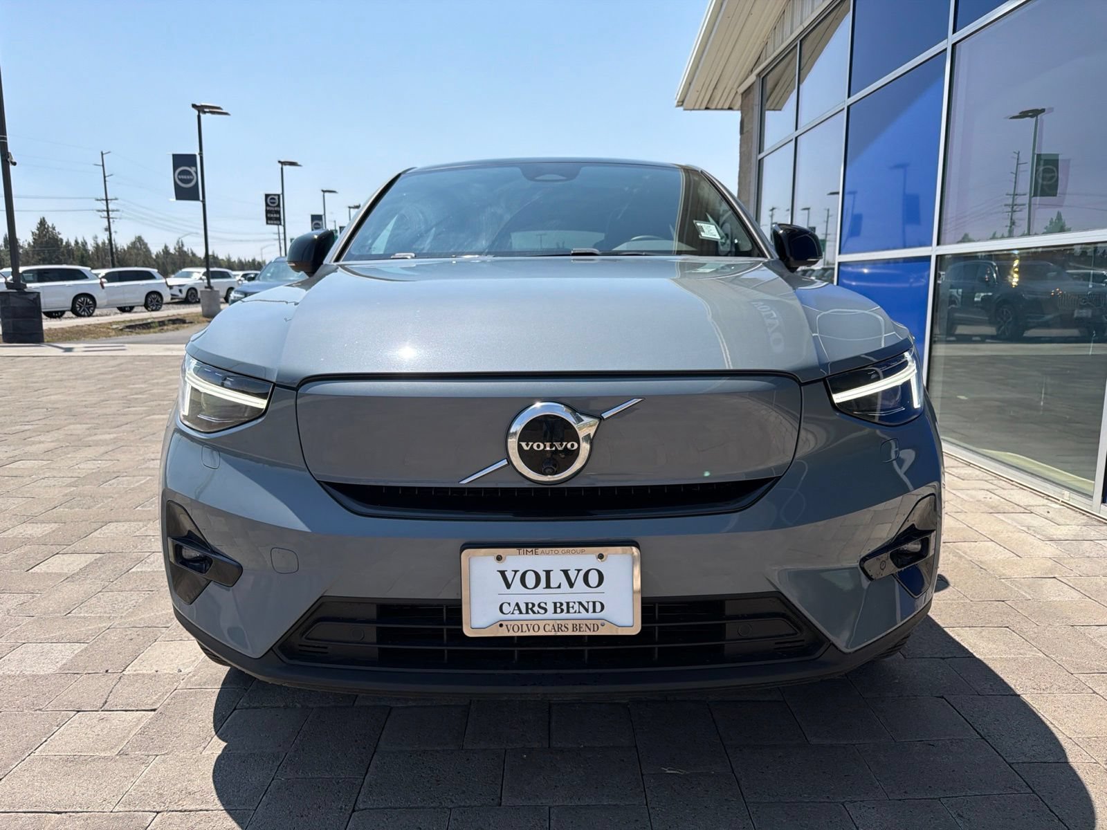 Used 2023 Volvo C40 P8 Recharge Ultimate AWD/4WD image 3