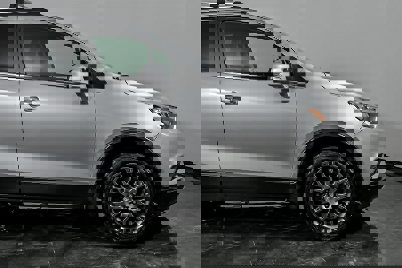 Used 2019 Buick Encore Sport Touring w/ LPO, Active Package image 12