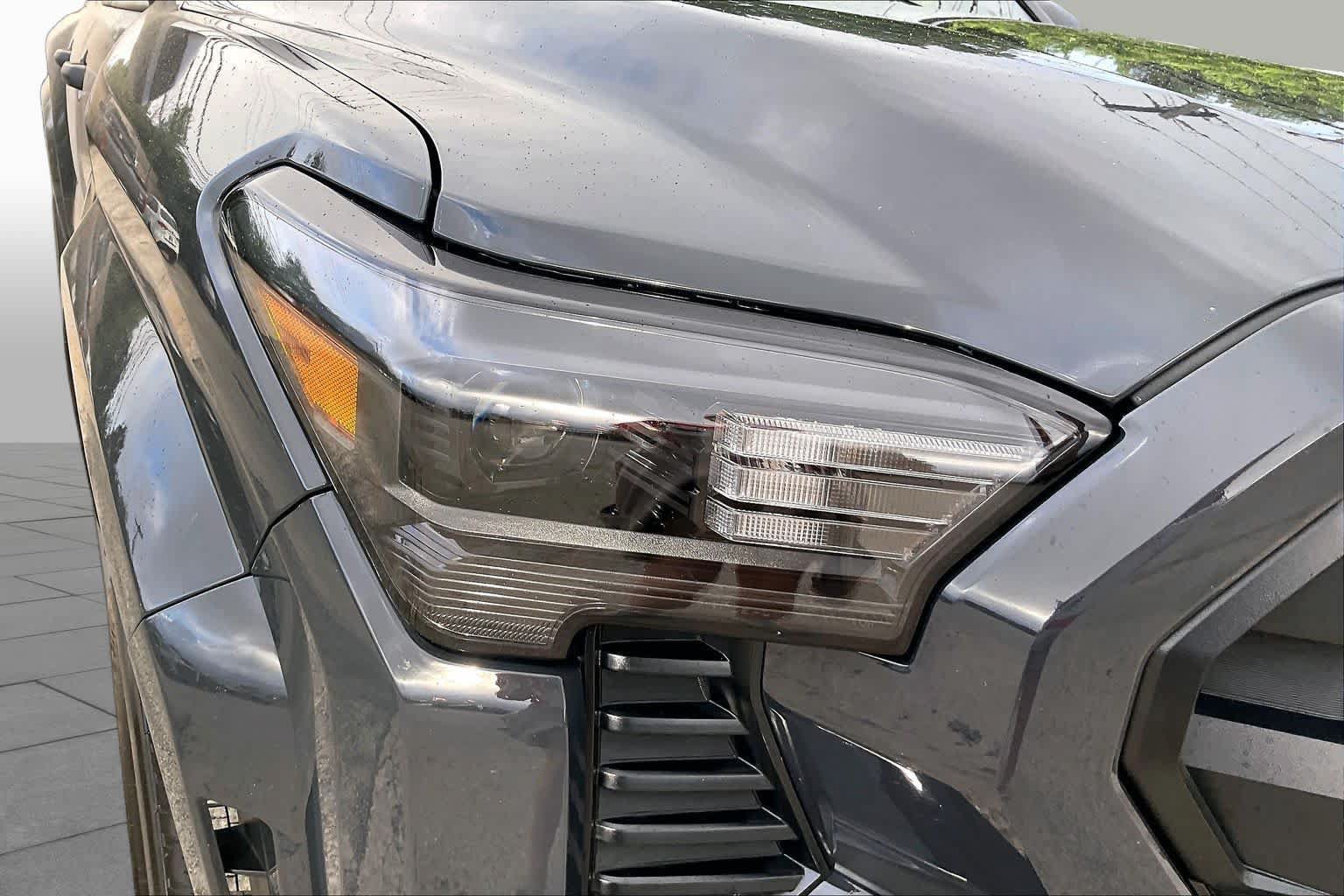 Used 2024 Toyota Tacoma SR RWD image 27