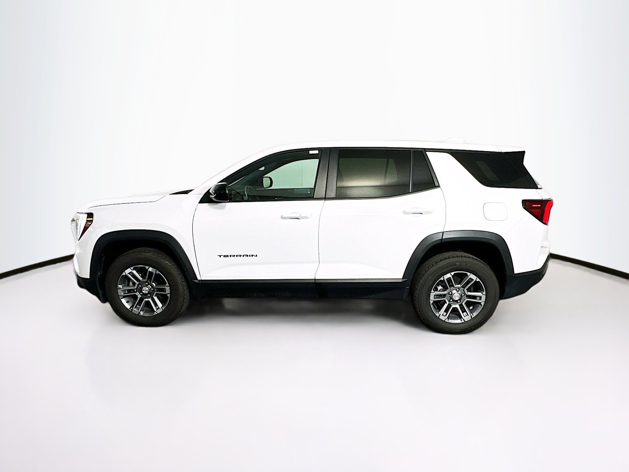 Used 2026 GMC Terrain Elevation FWD image 4