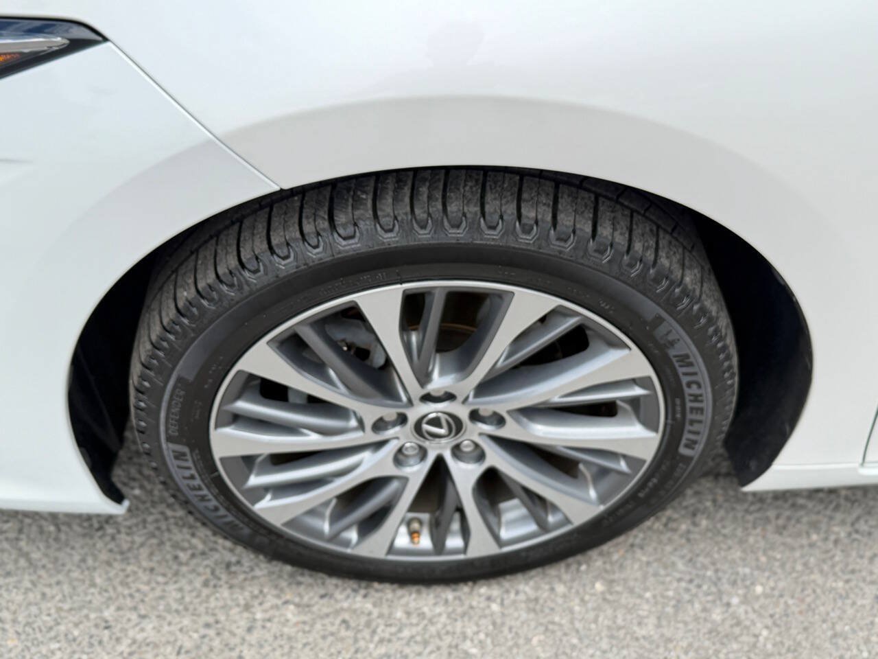 Used 2020 Lexus ES 350 w/ Premium Package FWD image 43