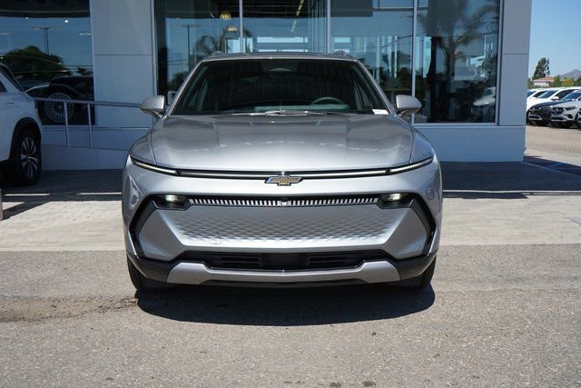 New 2025 Chevrolet Equinox EV LT image 3