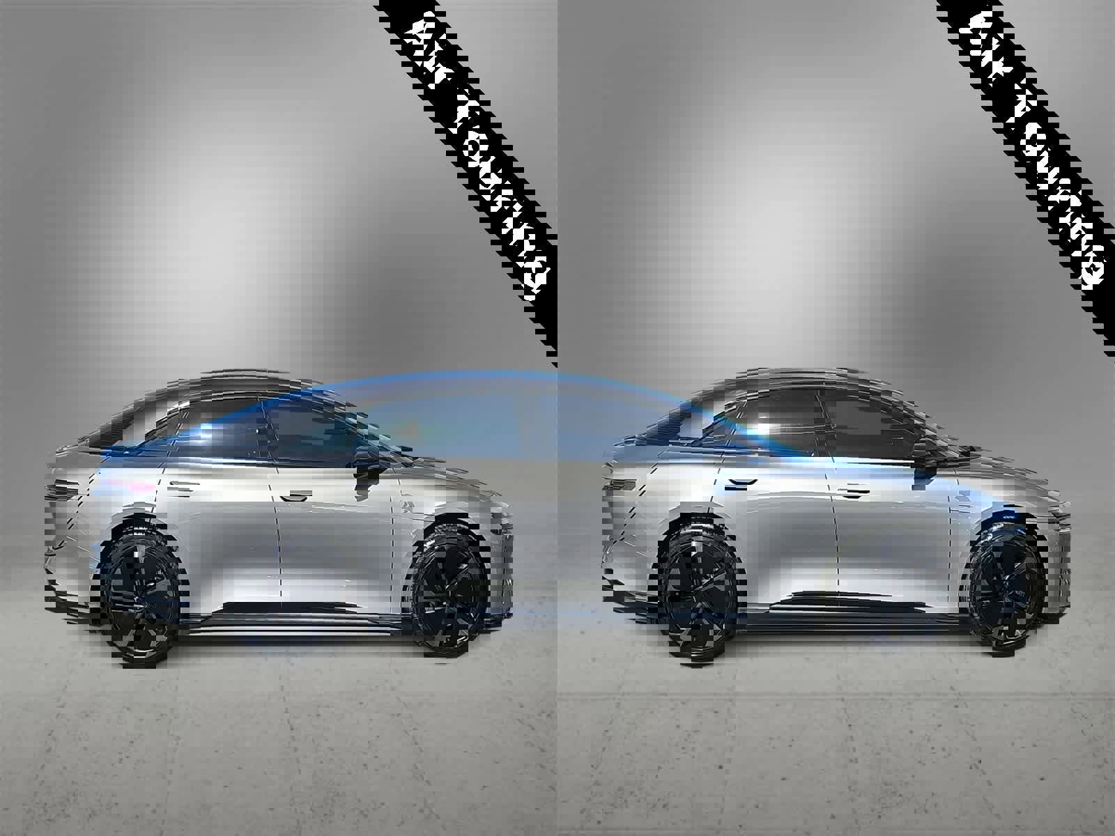 Used 2024 Lucid Air Touring image 9