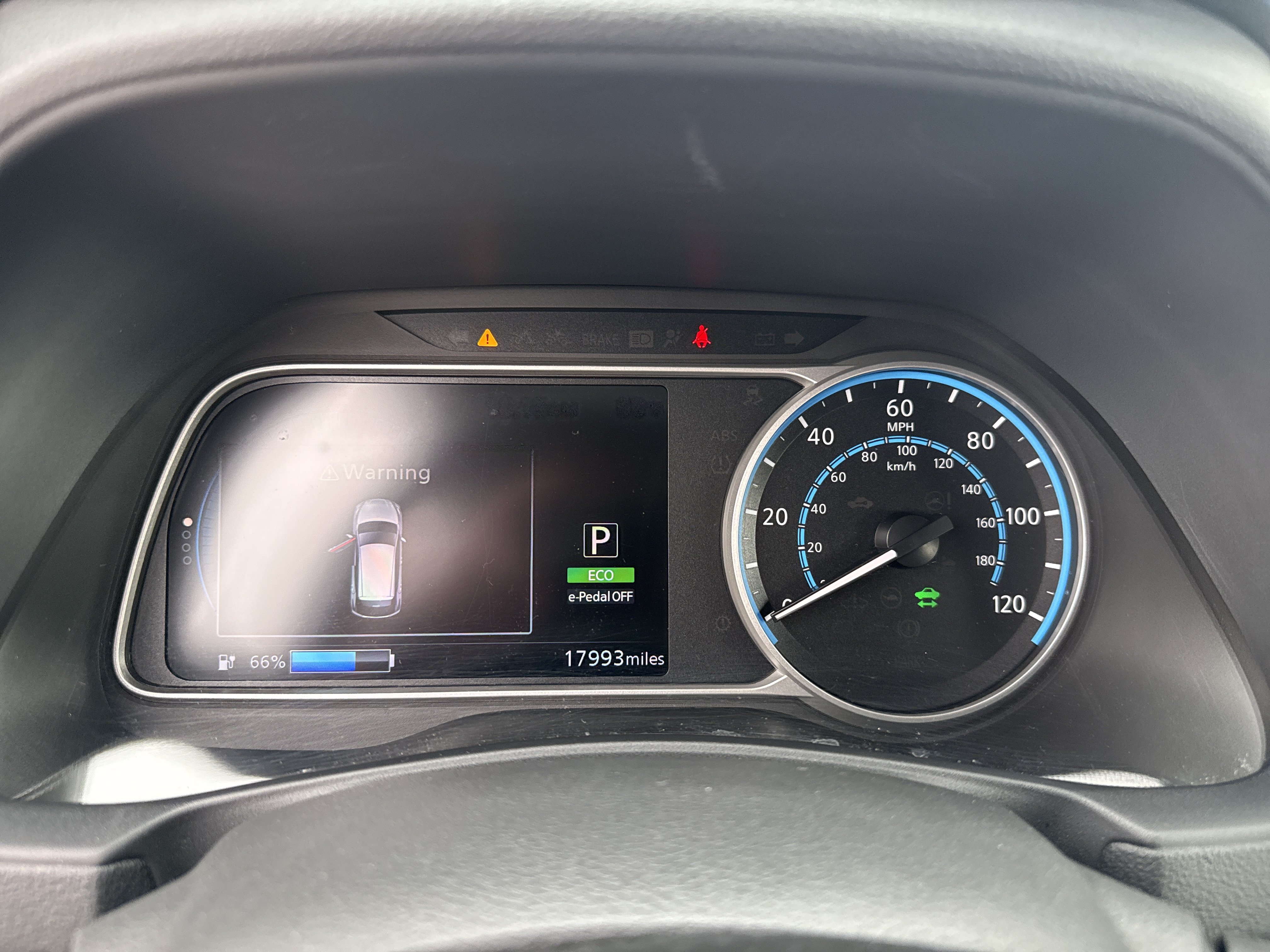Certified 2025 Nissan Leaf SV Plus FWD image 3