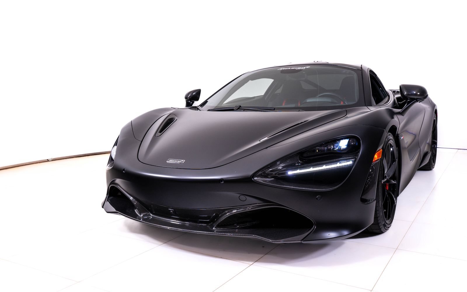 Used 2019 McLaren 720S Performance RWD image 10