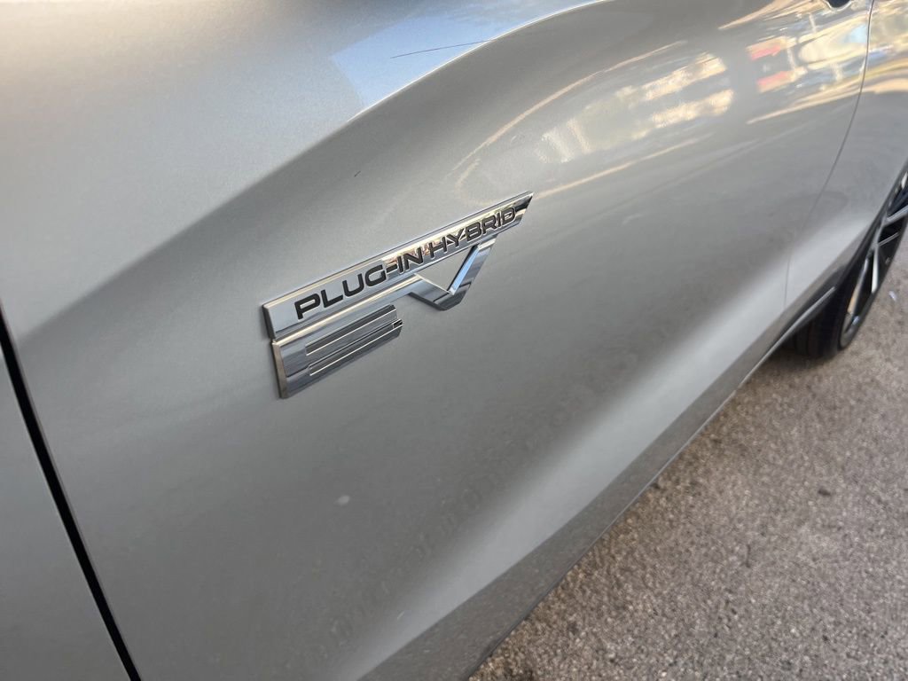 New 2025 Mitsubishi Outlander SE image 10