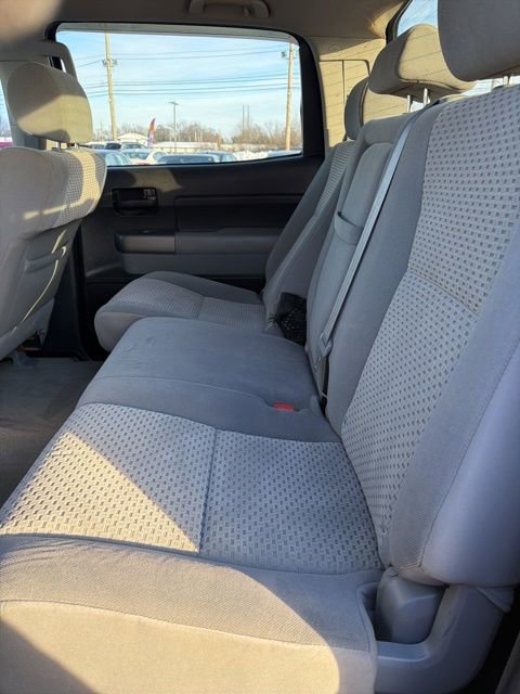 Used 2010 Toyota Tundra 4x4 CrewMax image 8