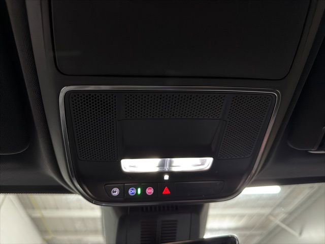 Used 2025 Chevrolet Equinox RS w/ Safety and Technology Package image 16