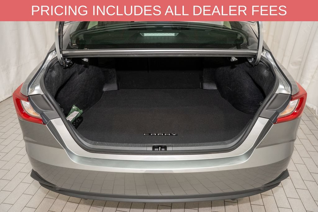 Used 2025 Toyota Camry SE w/ Convenience Package AWD/4WD image 5