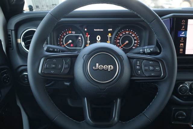 New 2026 Jeep Gladiator Sport AWD/4WD image 12