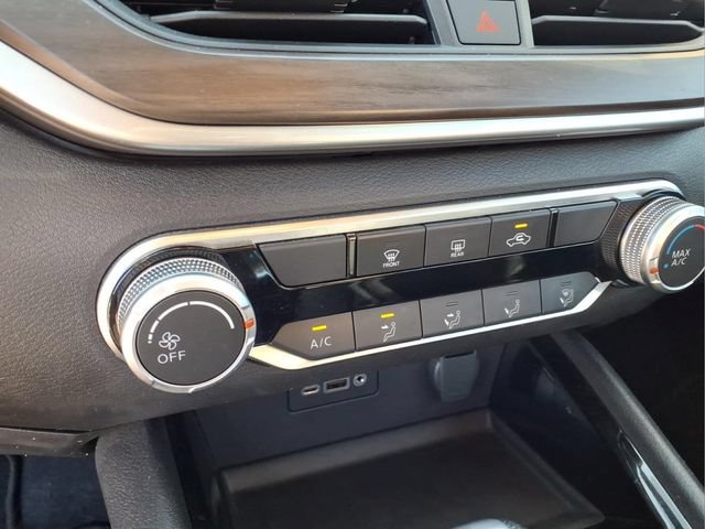 Used 2024 Nissan Altima 2.5 SV AWD/4WD image 19