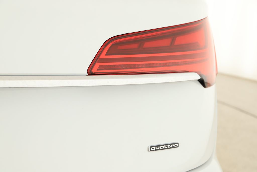 Certified 2021 Audi Q5 2.0T Premium Plus w/ Premium Plus Package image 30