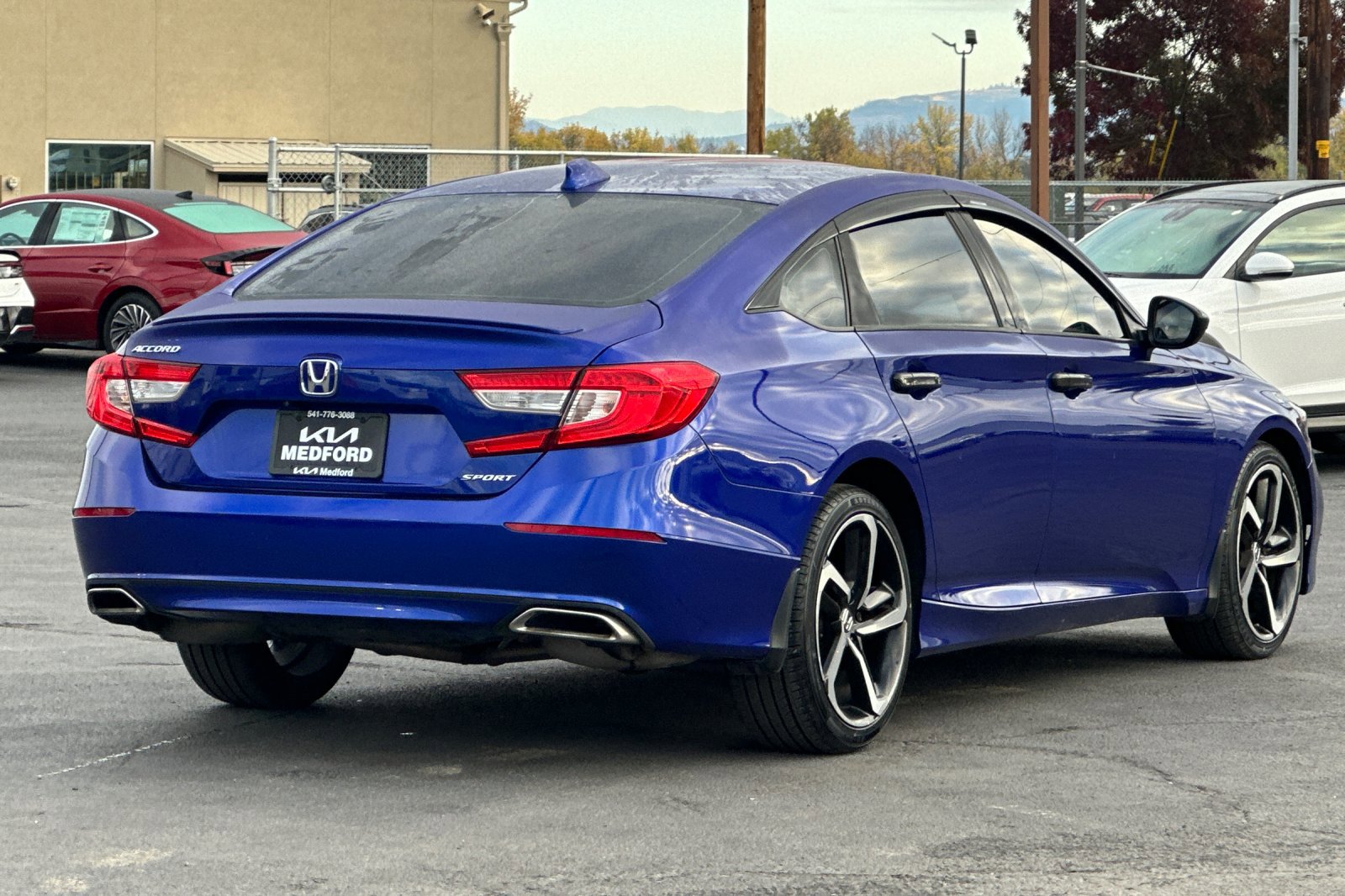 Used 2018 Honda Accord Sport image 4