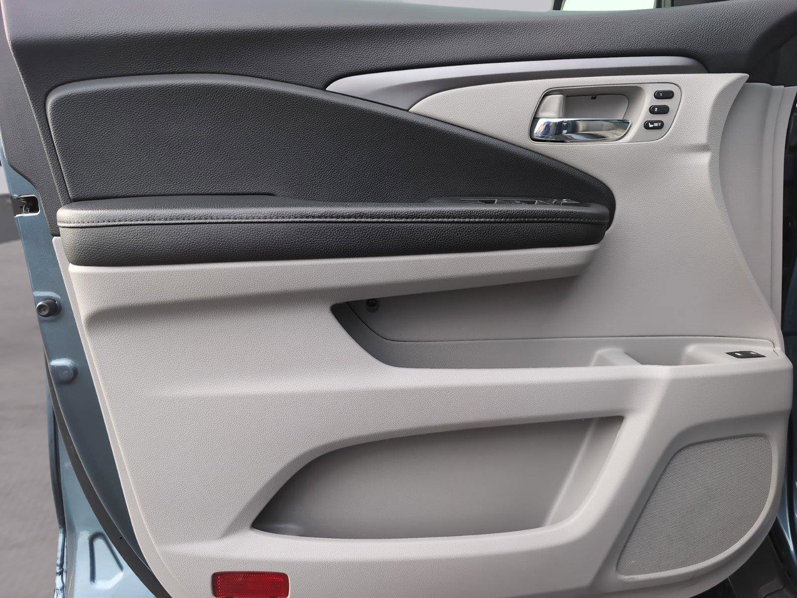 Used 2022 Honda Pilot Special Edition image 15