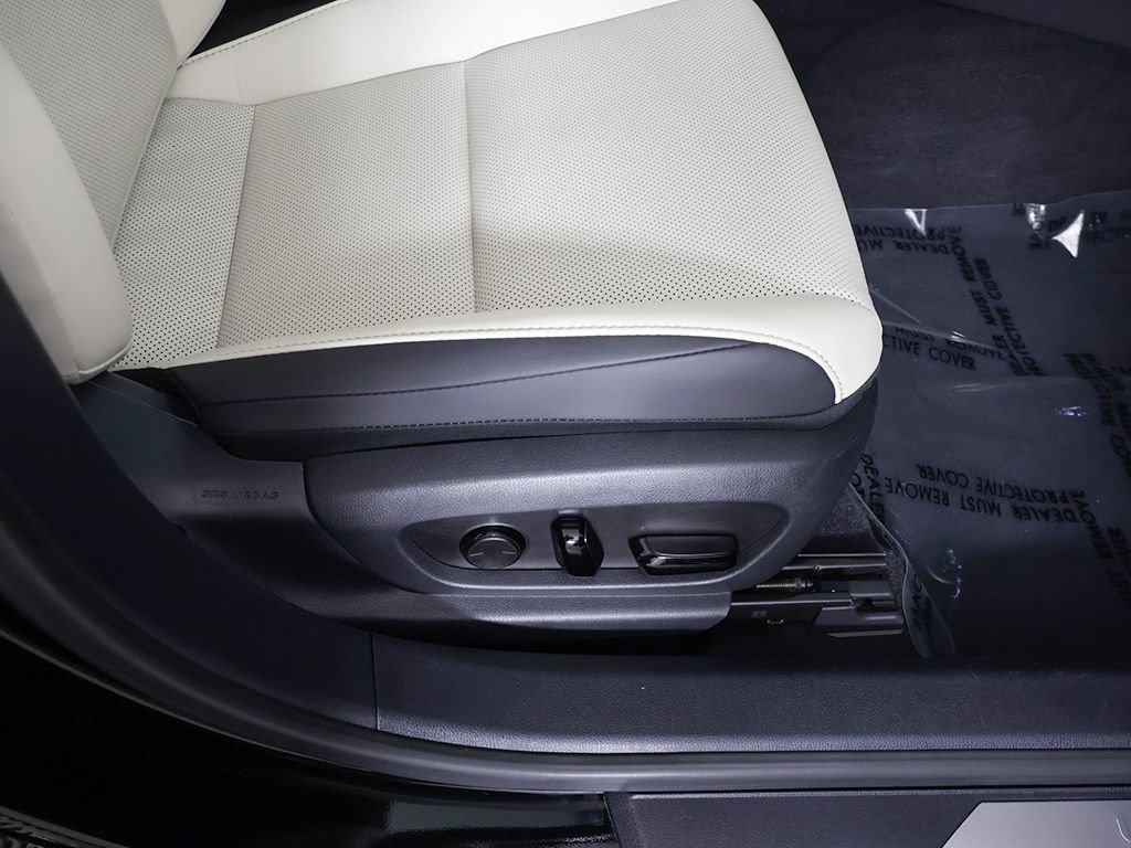 Used 2024 Lexus ES 350 w/ Premium Package FWD image 31