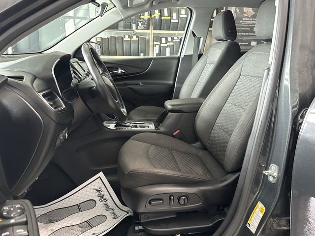 Used 2018 Chevrolet Equinox LT image 18