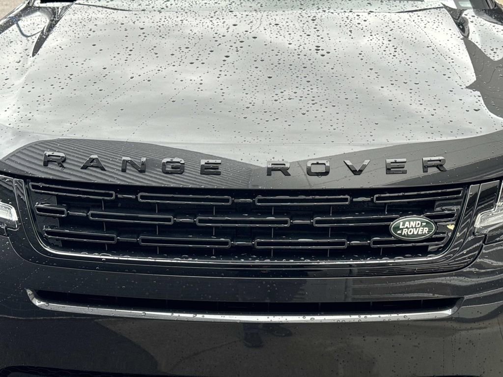 New 2026 Land Rover Range Rover Evoque S image 9