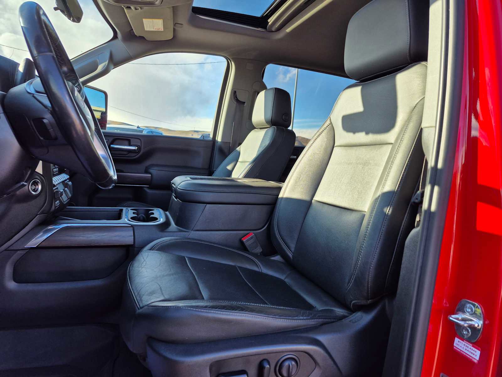 Used 2020 GMC Sierra 2500 SLT w/ Technology Package image 23