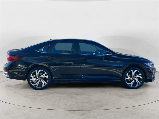 New 2026 Volkswagen Jetta SEL image 7