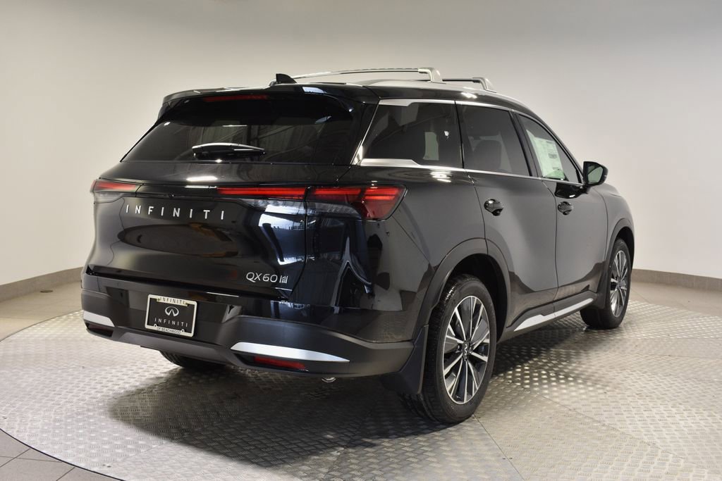 New 2026 INFINITI QX60 Luxe w/ Family Package image 3