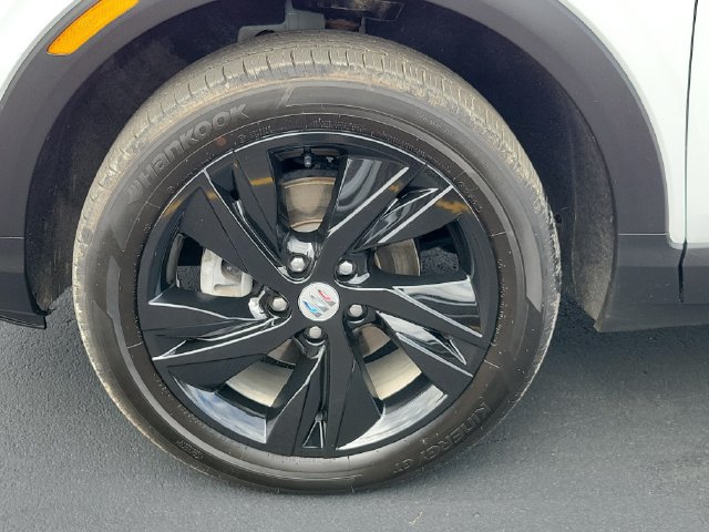 Certified 2024 Buick Encore GX Preferred AWD/4WD image 6