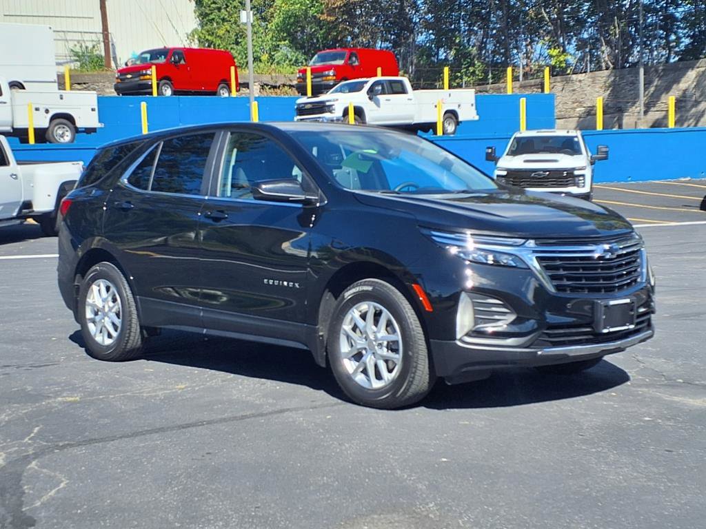 Used 2024 Chevrolet Equinox LT w/ LPO, Floor Liner Package image 1
