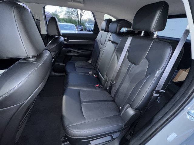 New 2026 Kia Sorento S FWD image 15