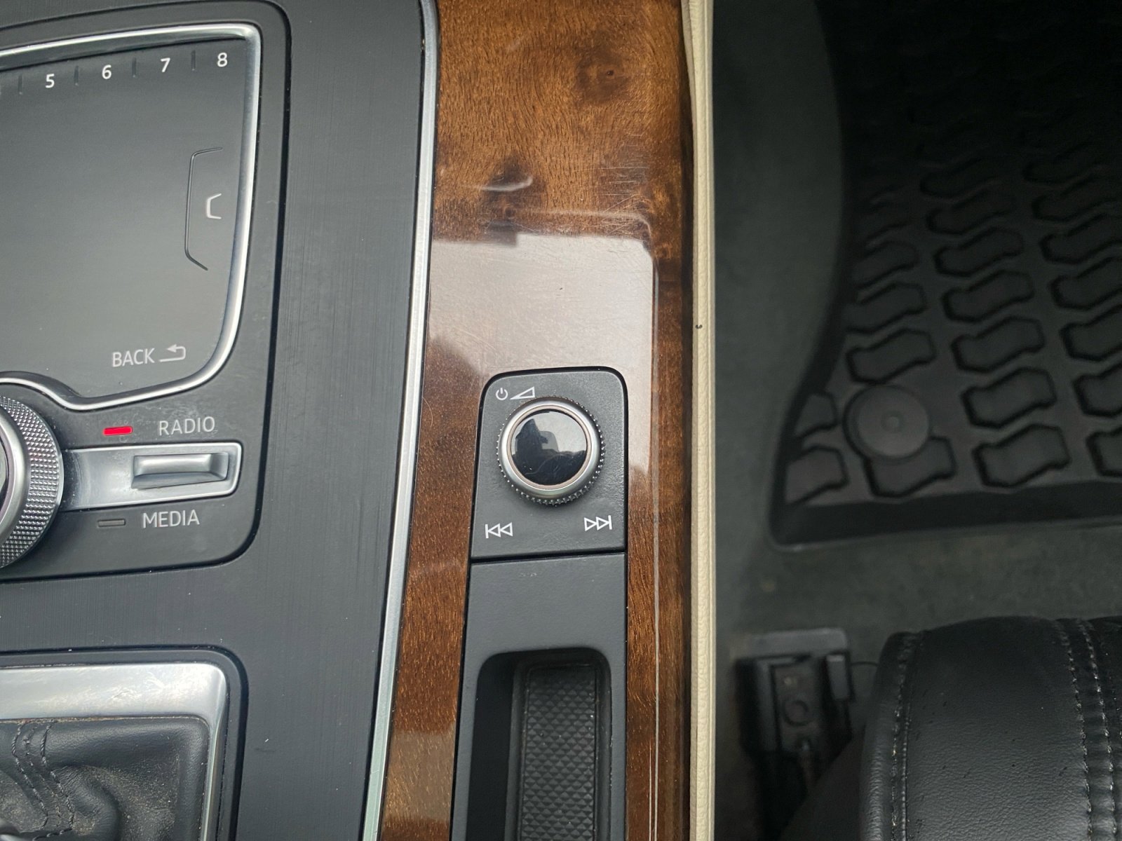 Used 2018 Audi Q5 2.0T Premium Plus image 17