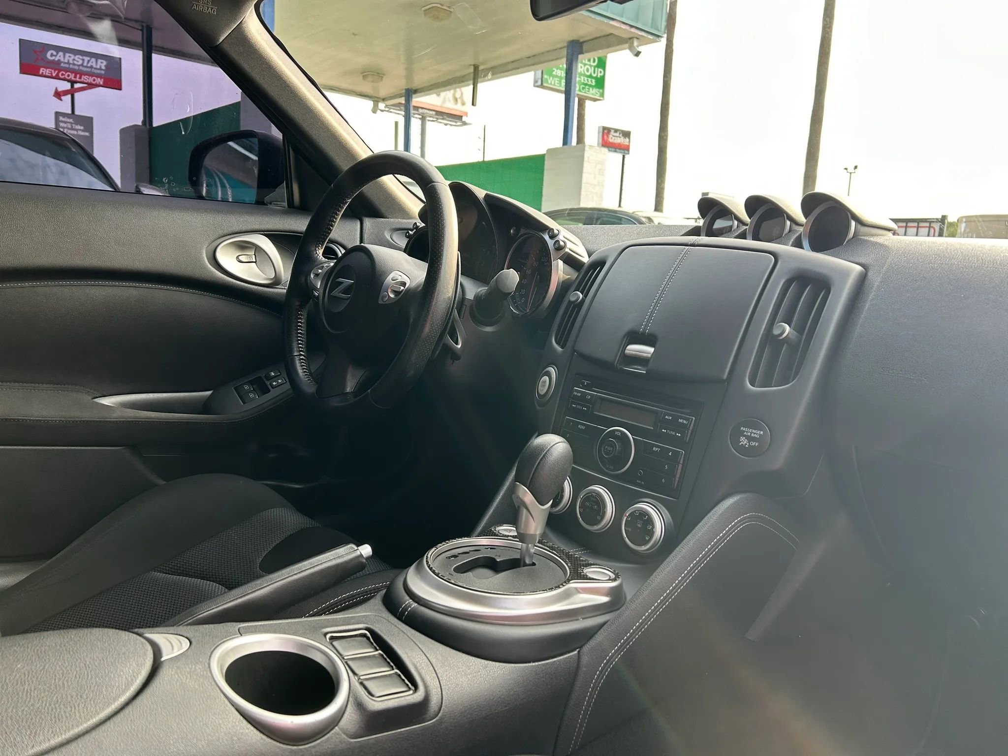Used 2012 Nissan 370Z Coupe RWD image 13