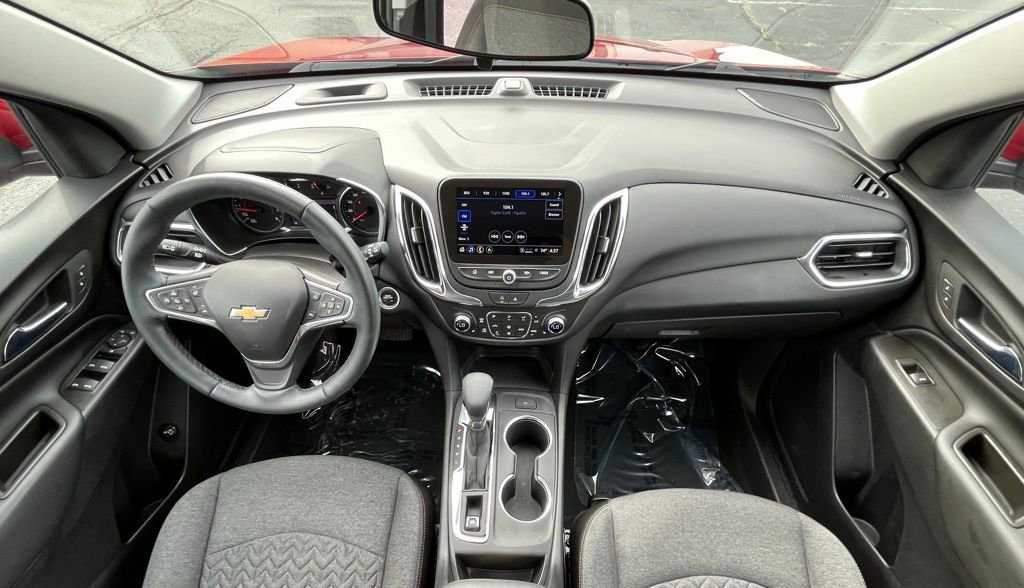 Used 2023 Chevrolet Equinox LT FWD image 11