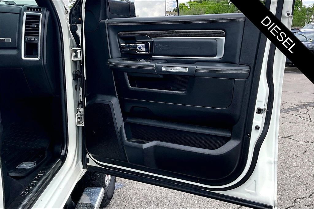 Used 2017 RAM 2500 Limited AWD/4WD image 28