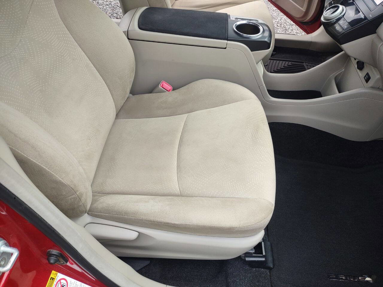 Used 2012 Toyota Prius V Two image 21