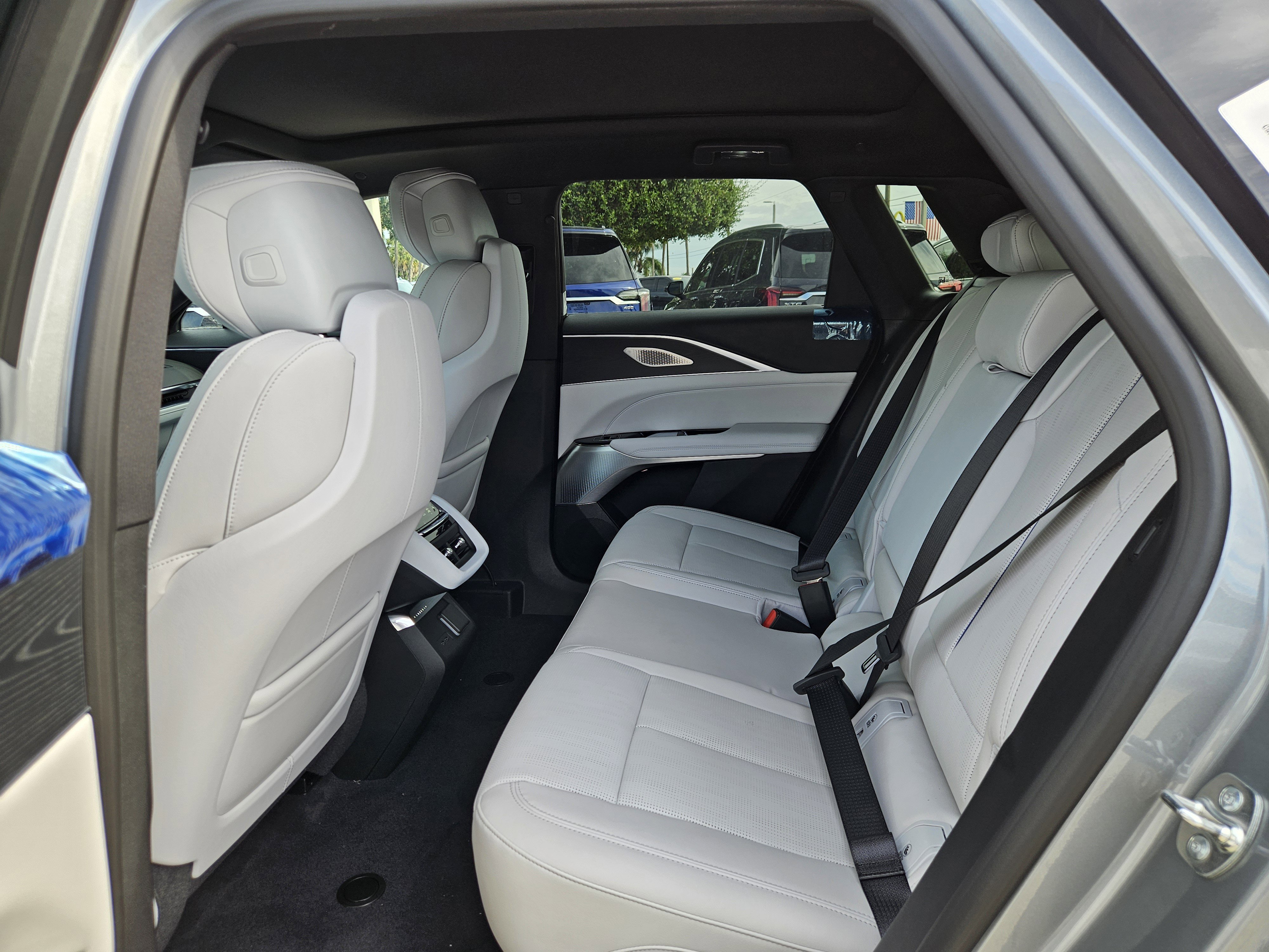 New 2025 Cadillac Lyriq Sport image 14