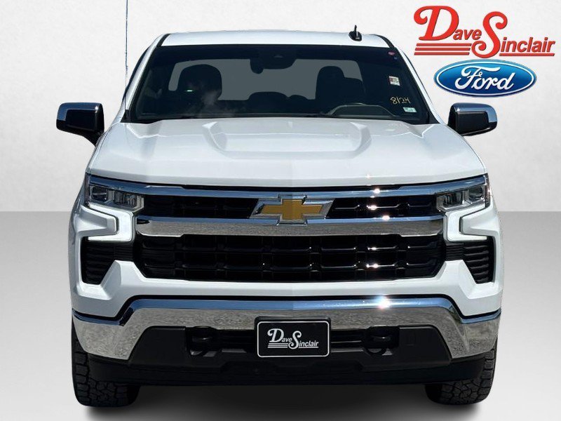 Used 2023 Chevrolet Silverado 1500 LT AWD/4WD image 2