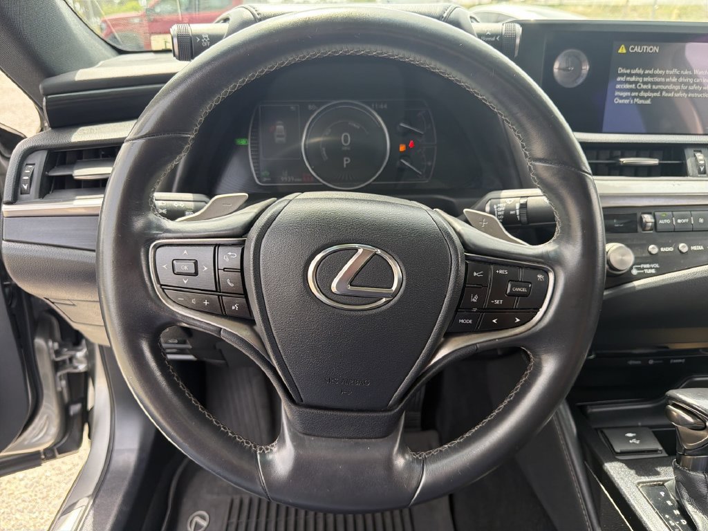 Used 2021 Lexus ES 300h FWD image 13