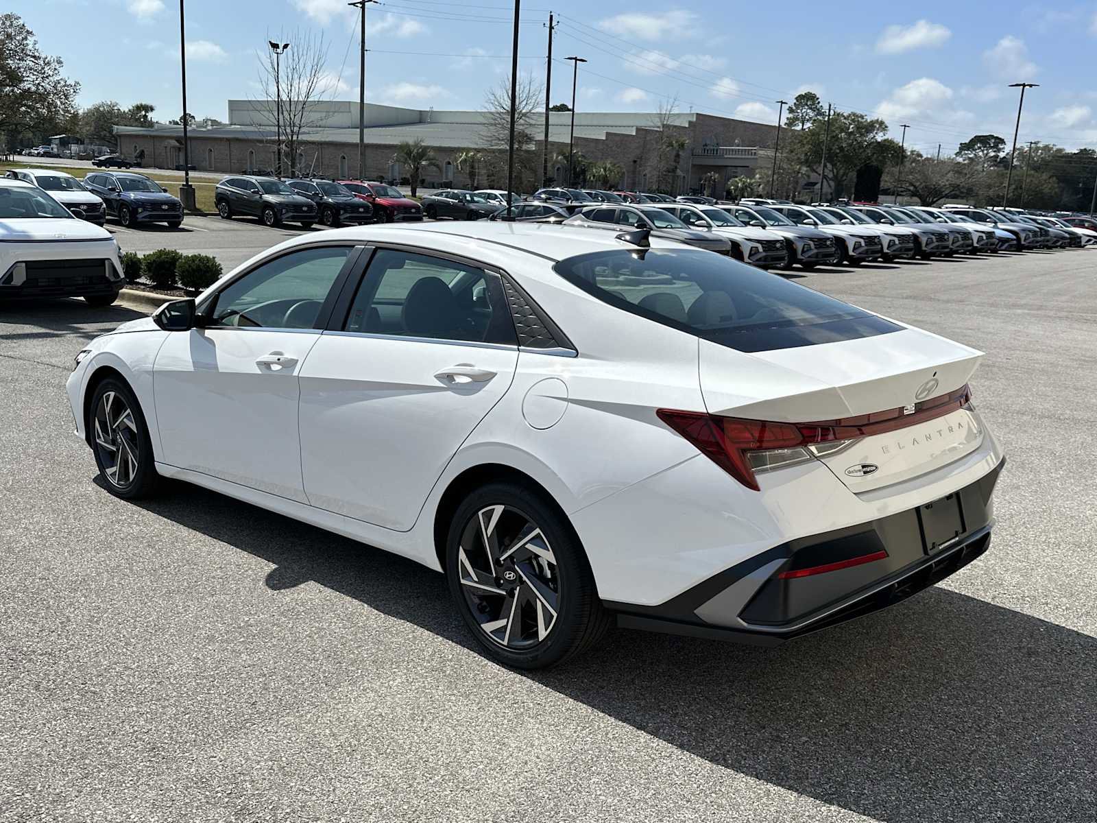 New 2026 Hyundai Elantra Limited w/ Cargo Package image 5